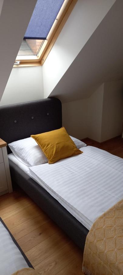 Apartmany Vodohospodar มีโต ป็อด จุมเบียรอม ภายนอก รูปภาพ